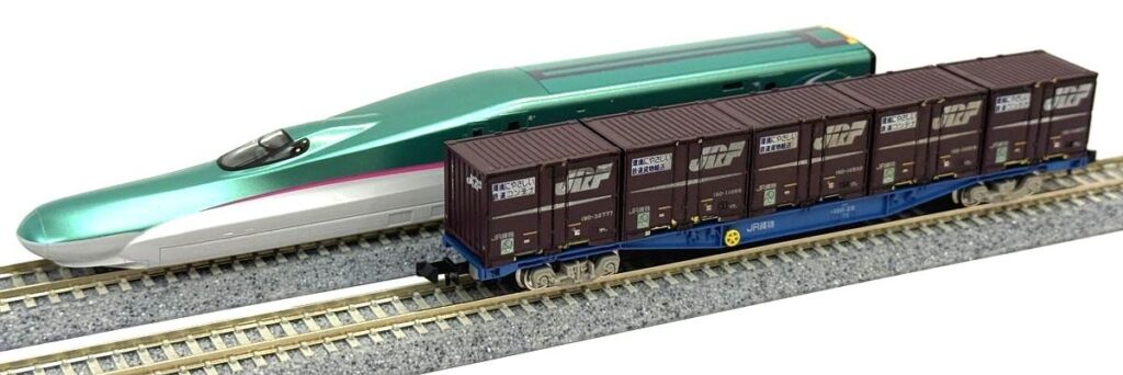 付随車（トレーラー車）の例　E5系新幹線とコンテナ車