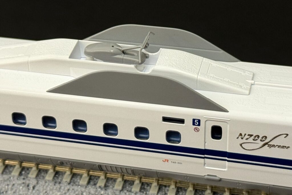 TOMIX N700S東海道・山陽新幹線 天井上のパンタグラフ